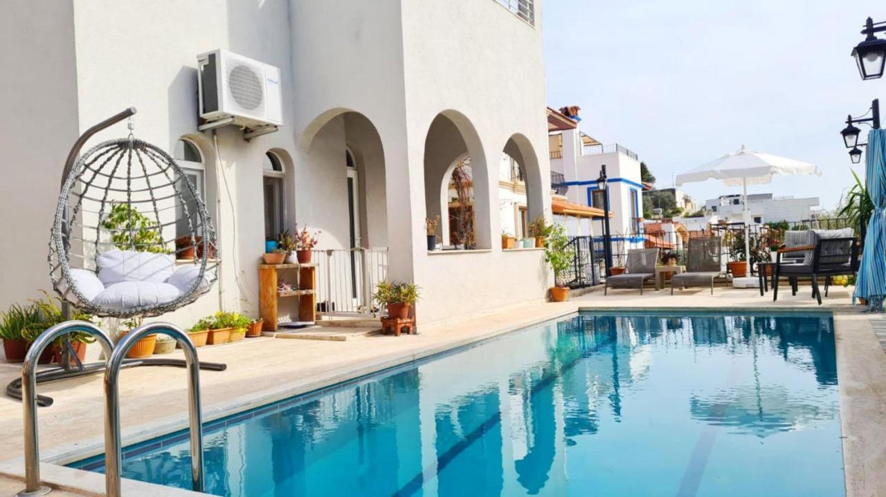 Shared Pool Flat Located 3 Min To Beach In Kalkan Apartment Bagian luar foto